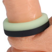 GLOW - BIG "O" BLACK & GREEN